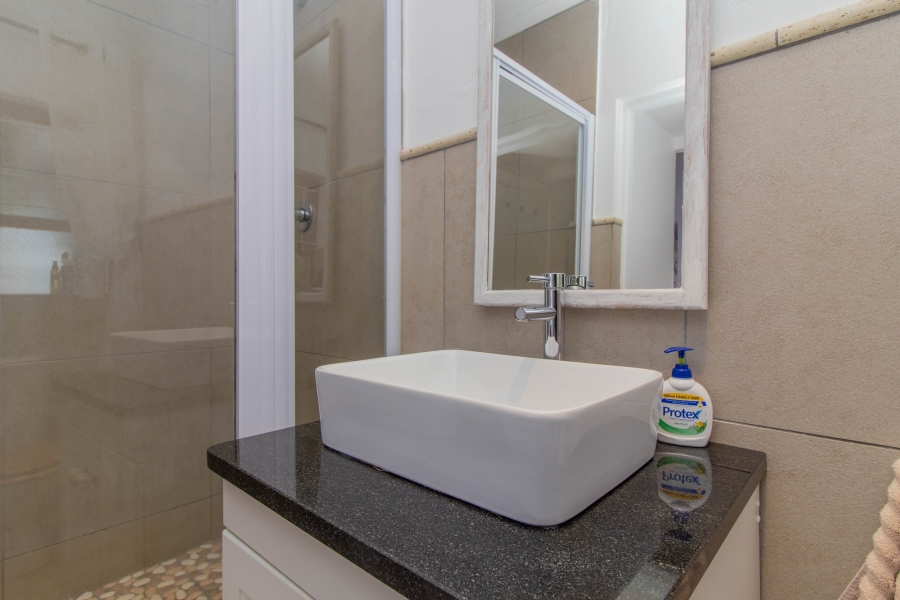 4 Bedroom Property for Sale in Vermont Western Cape